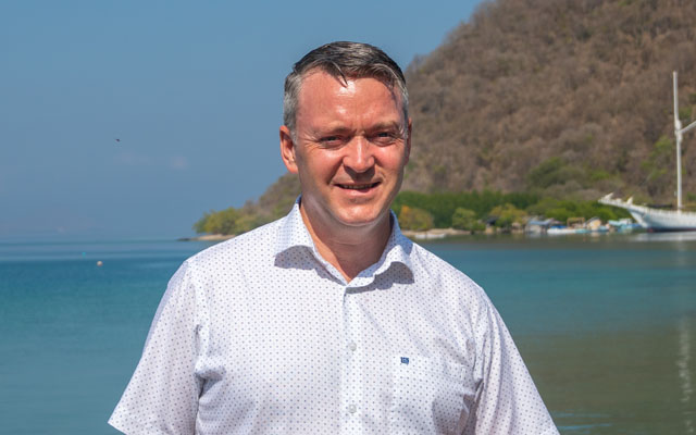 Ayana Komodo Waecicu Beach appoints Dermot Birchall as GM