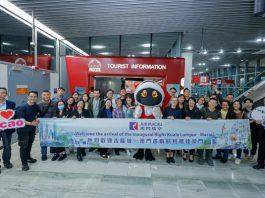 Mak Mak welcomes first Air Macau flight from Malaysia