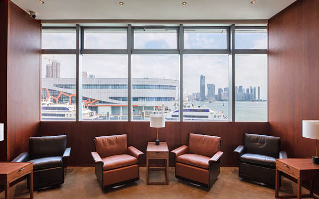 Cathay Pacific opens first ferry lounge in Shenzhen