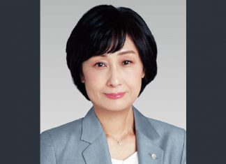 Mitsuko Tottori takes on the role of president of Japan Airlines