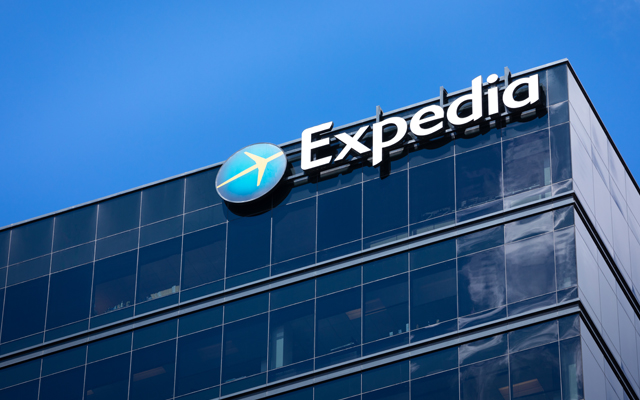 Expedia_logo,_Bellevue,_Washington_640