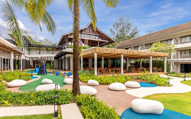 Outrigger-khao-lak-beach-resort-exterior-640