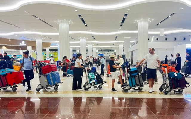 Dubai airport continues to face flight disruptions