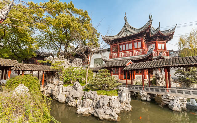 Trip.com Group launches free Shanghai city tours for transit travellers
