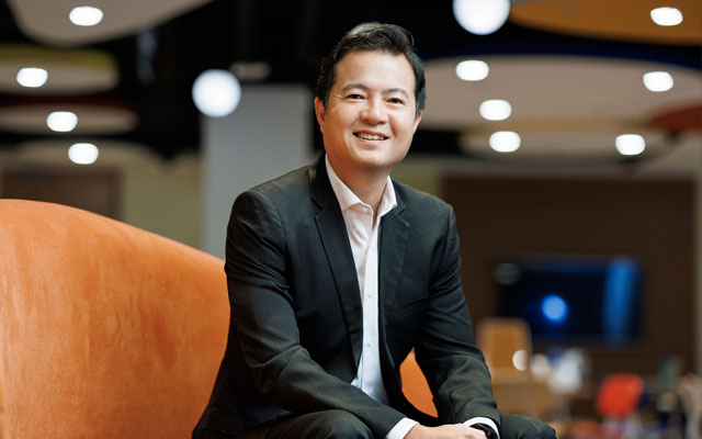 Leslie Thng helms as EVP of Singapore Airlines
