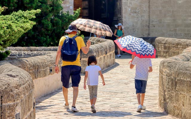 The impact of bad weather on tourism