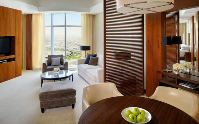 Enjoy a free Dubai stay when flying with Emirates