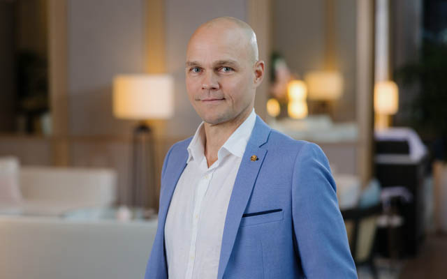 The Langham, Gold Coast GM_Arpad Romandy 640