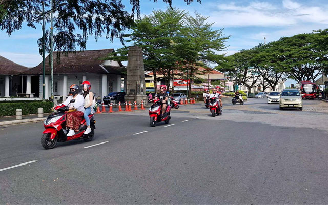 Borneo-Green-Bike-Tour-640