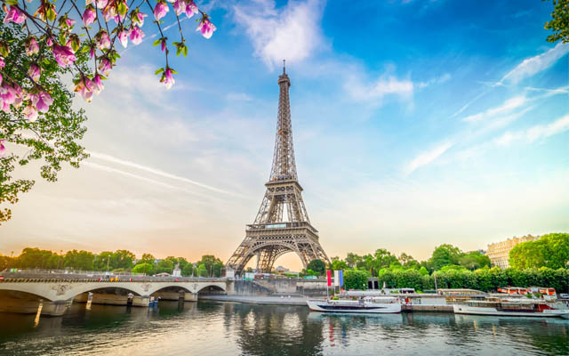 Eiffel Tower and river Seine in Paris, France 640