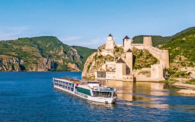 AmaWaterways, Smithsonian Journeys unveil 42 new river cruises for 2027