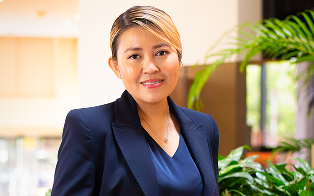 Holiday-Inn-Singapore-Atrium_Hotel-Manager_Mia-Jaafar_640