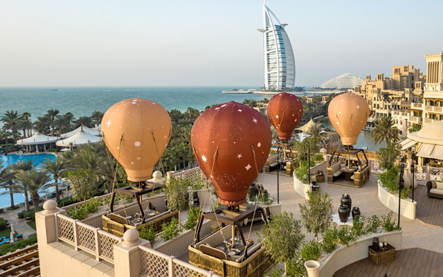 Balloons at the Palace - 640