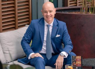 Niall Cowan leads Carlton Hotel Singapore as GM