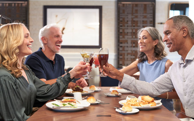 Oceania Cruises lifestyle dining 640