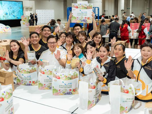 Sands China rallies 450 volunteers for record food kit build in Macao