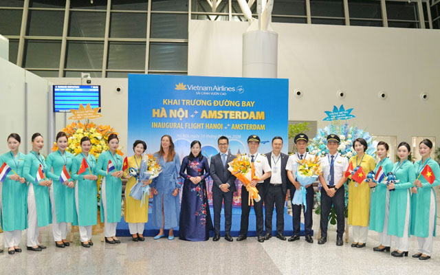 Vietnam Airlines 640