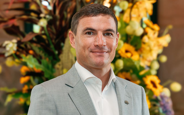 Willian Numa hotel manager Raffles Sentosa Singapore 640